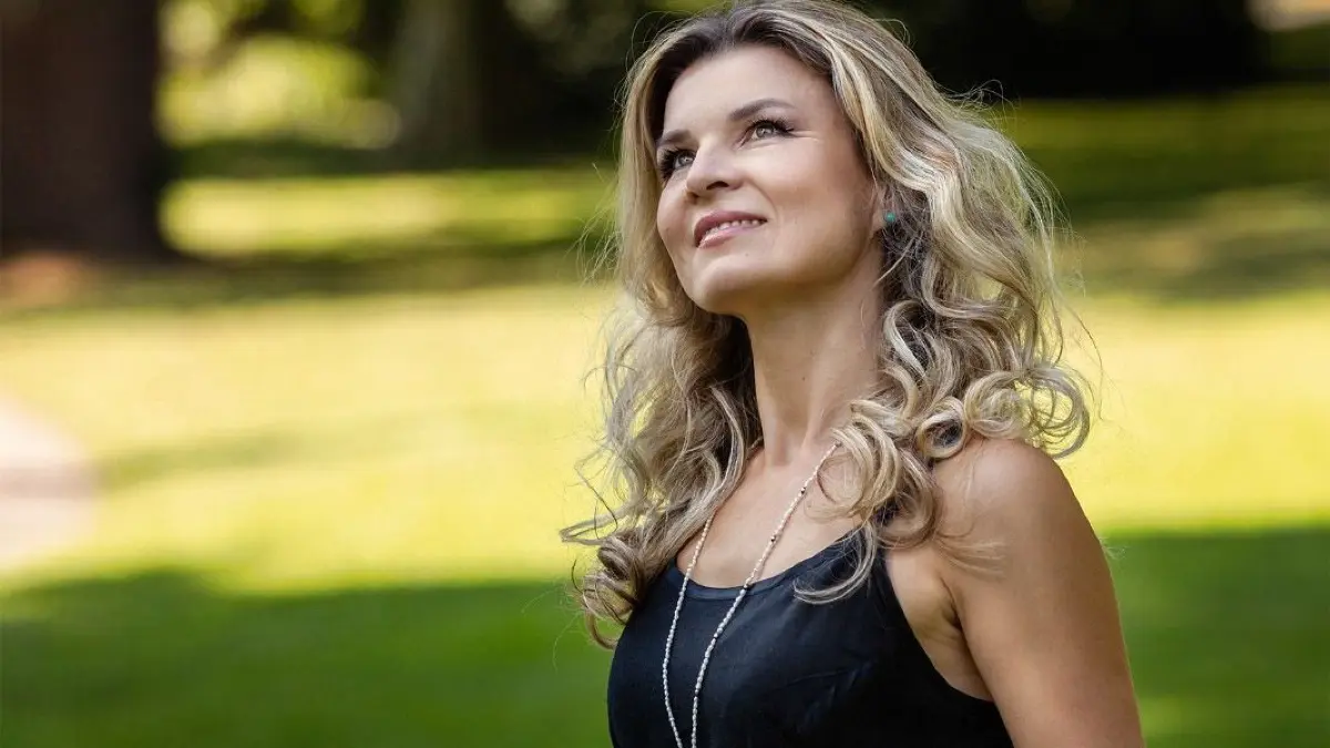 Tatjana Kharalgina-Wilson -Sopran