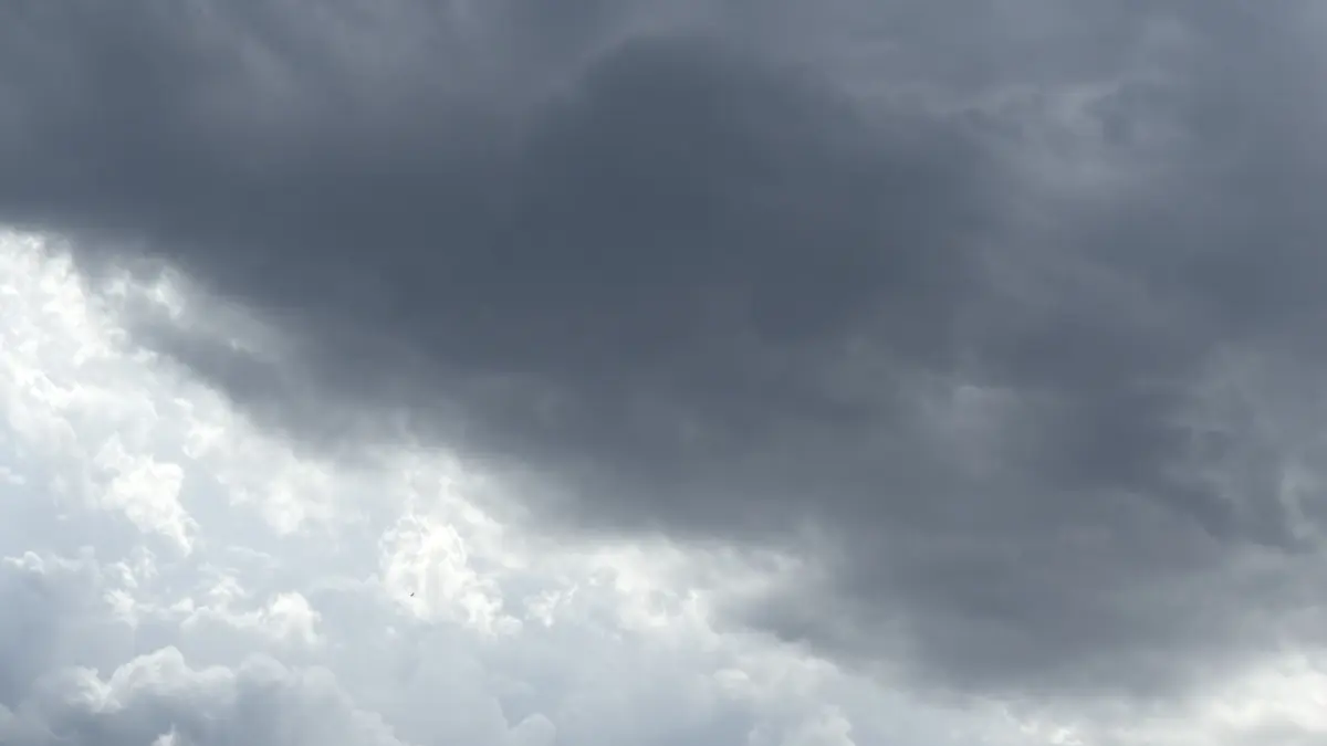 Gewitter ziehen über dem Zollernalbkreis auf.