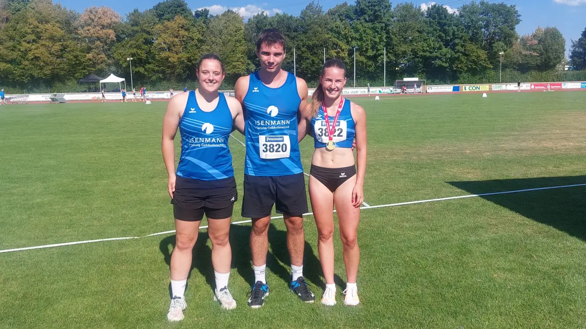 Drei Haslacher Leichtathleten gewinnen eine Medaille bei den badischen Meisterschaften der Aktiven: Bronze für Hannah Runge und Elias Fischer, Rebecca Singler wird badische Meisterin über 400 Meter.