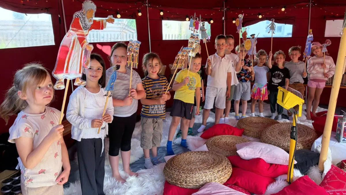 Eine stattliche Zahl von 500 Kindern und Erwachsenen aus dem Kreis Freudenstadt besuchte das Erzählzelt in der Waldachtalgemeinde Lützenhardt.