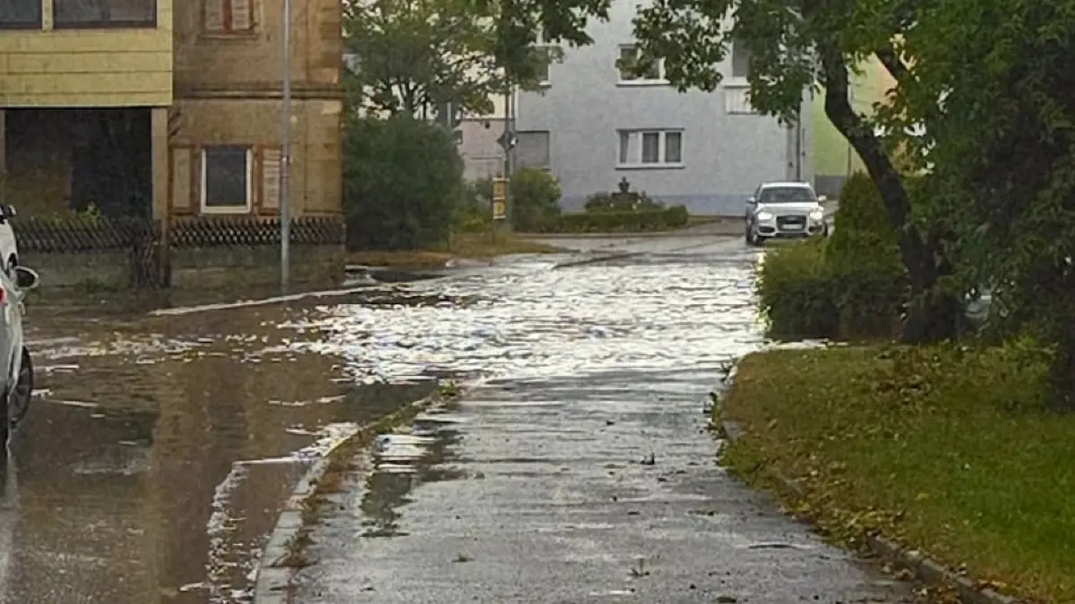 Unwetter in Eutingen - Feuerwehr im Einsatz