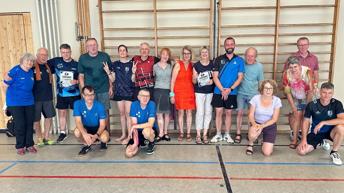 Gruppenfoto der Teilnehmer