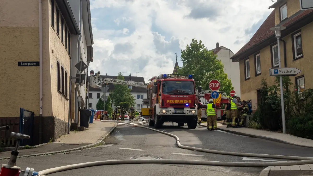 Ein Großeinsatz in der Ebinger Innenstadt beschäftigte die Feuerwehr am Donnerstagg über mehrere Stunden.