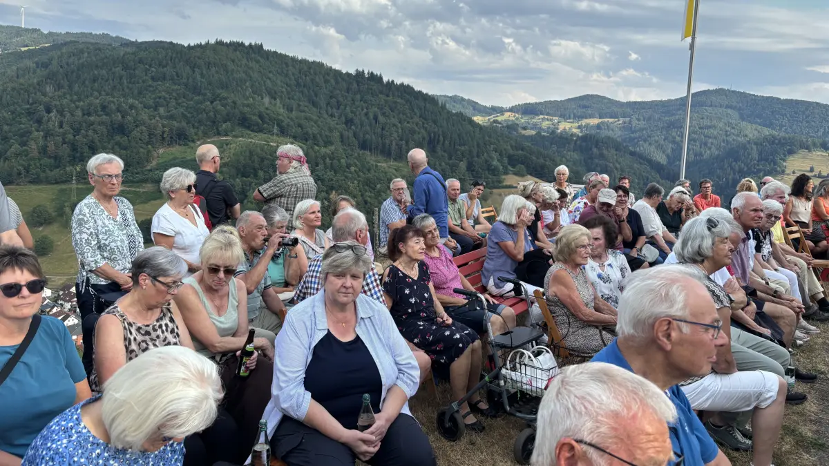 Keine 2000 Besucher wie bei der Einweihung vor 80 Jahren, dennoch war die Geburtstagsfeier der Kapelle Maria Frieden gut besucht.