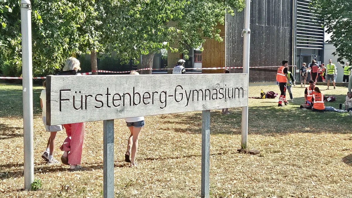Am Vormittag werden die Schüler evakuiert.