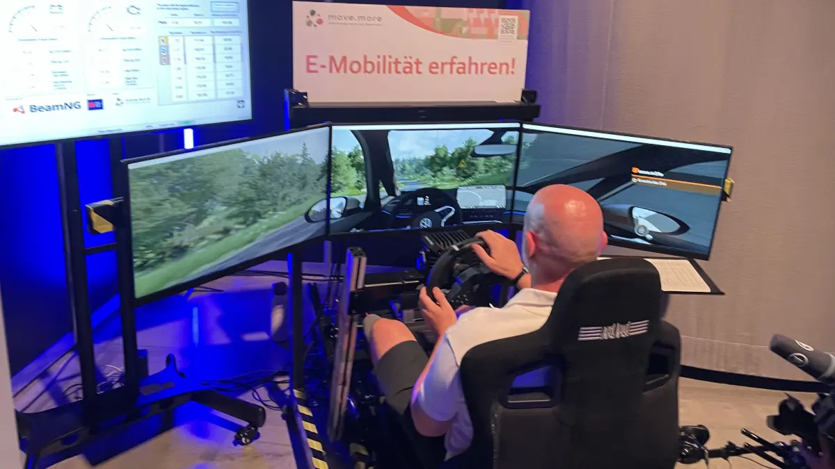 E-Mobilität erfahren – das war am E-Auto-Fahrsimulator möglich.