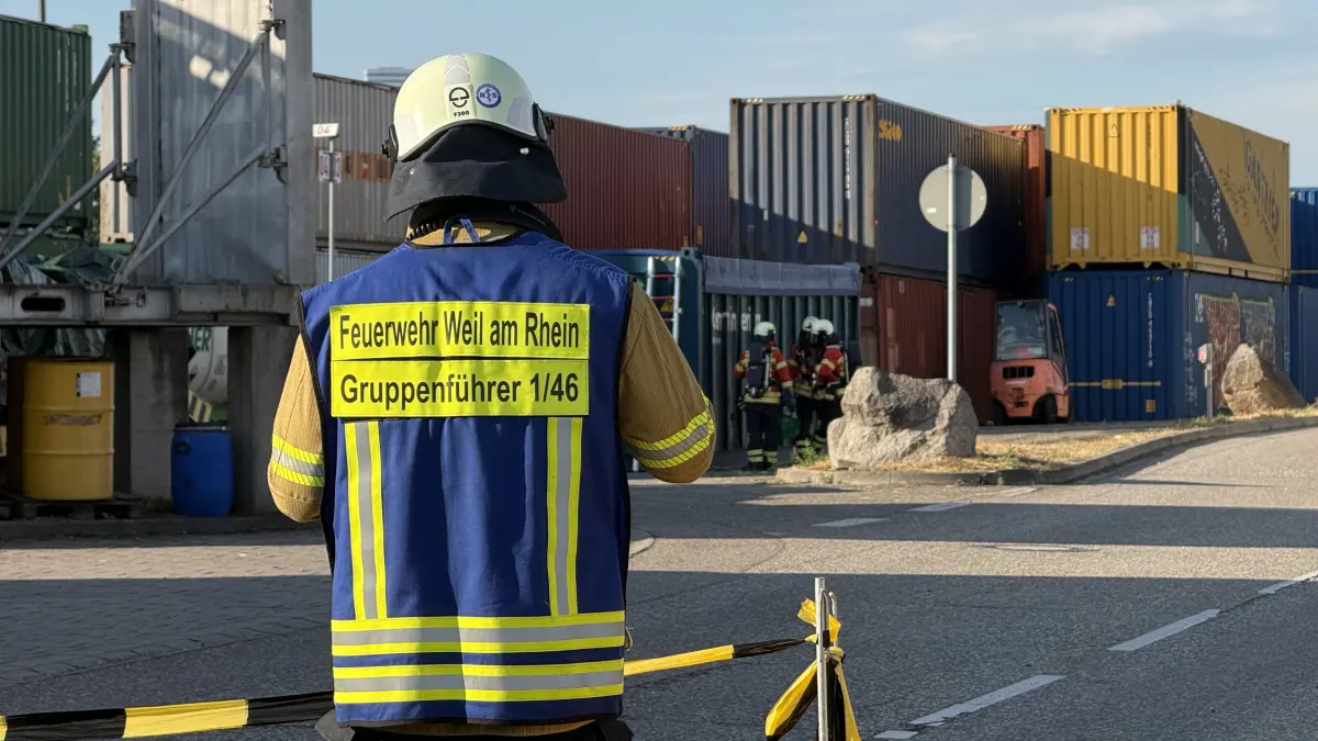 Die Feuerwehr Weil am Rhein wurde zu einem Gefahrguteinsatz am Umschlagbahnhof alarmiert.