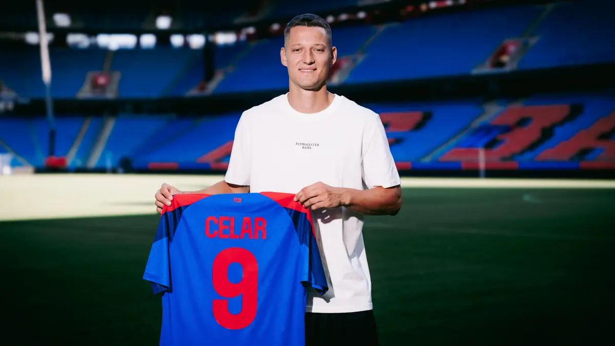 Goalgetter Zan Celar wird für den FC Basel mit der Nummer neun auf Torejagd gehen.