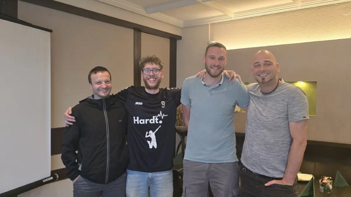 Die Wiedergewählten beim VC Hardt (von links nach rechts): Kassenrevisor Florian Haas, Schriftführer Andreas Herr, Kassier Michael Roming und Vorstandsmitglied Markus Nagel