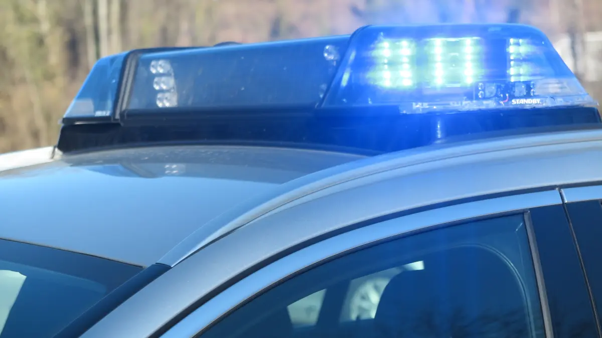 Die Polizei hat einen Unfall aufgenommen (Symbolfoto).