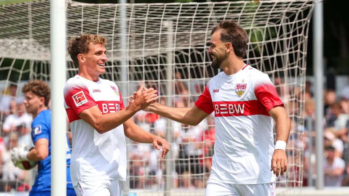 Jovan Milosevic (rechts) brachte den VfB mit einem Doppelpack auf die Siegerstraße.