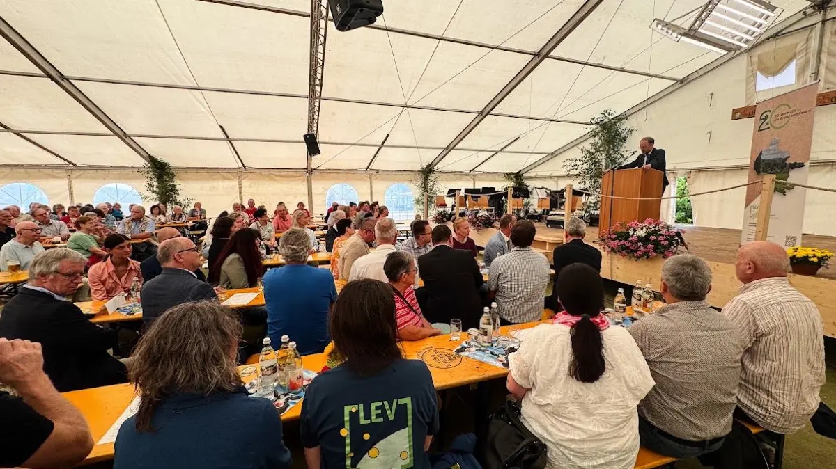Tausende erleben in Lauterbach-Sulzbach den Erlebnistag Landwirtschaft.