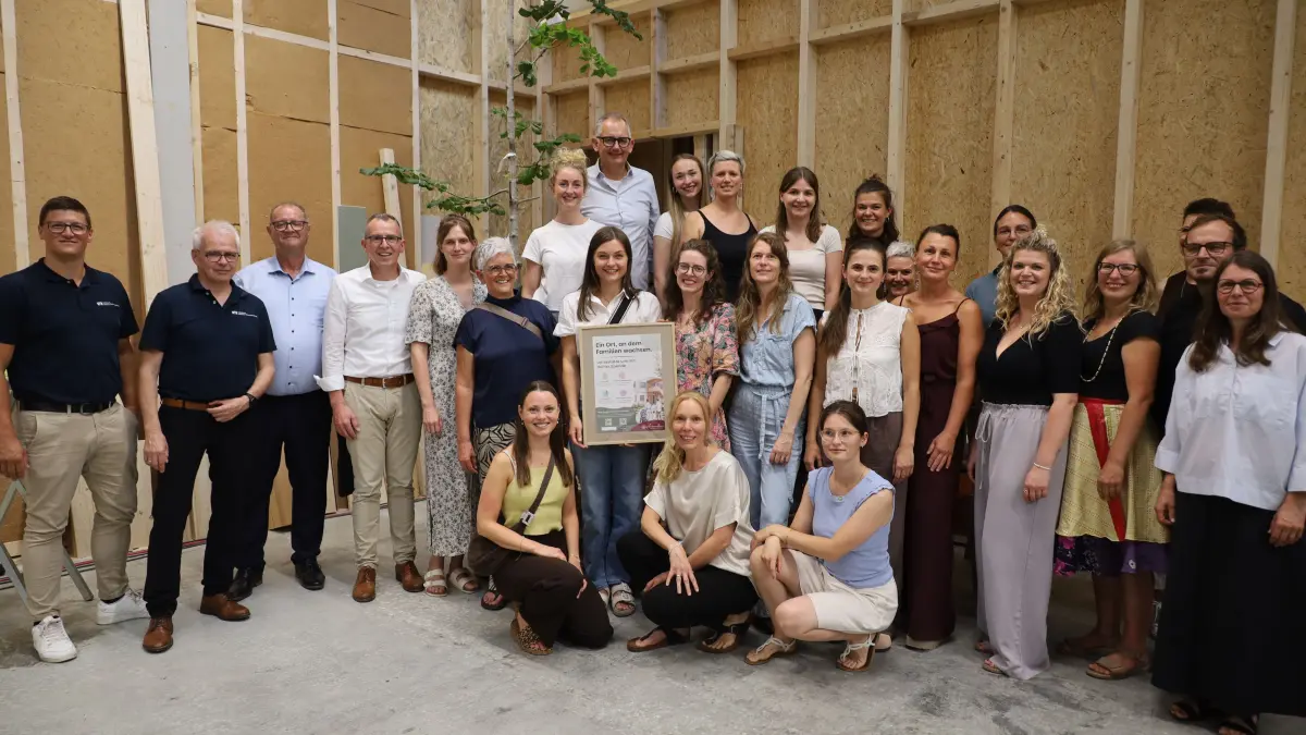 Groß ist die Freude bei den Hebammen aus „s’Hebammenhaus“ und deren Unterstützern über den Fortschritt ihres Herzensprojektes, einem Neubau auf Herdenen im Zentralbereich von VS.