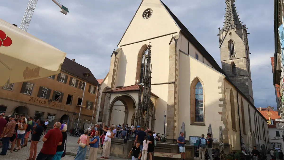 Im Rottenburger Dom trafen sich die Vertreter von Kirchengemeinden zur Regionalkonferenz: Es ging um die Zukunft der Kirche.