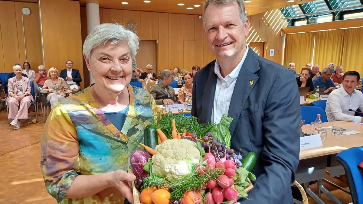 Gisela Birr und Günther-Martin Pauli im Kreistag