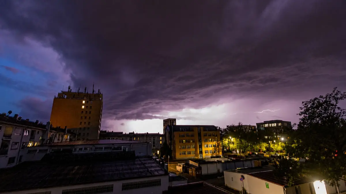 Gewitter Unwetter Reutlingen Himmel