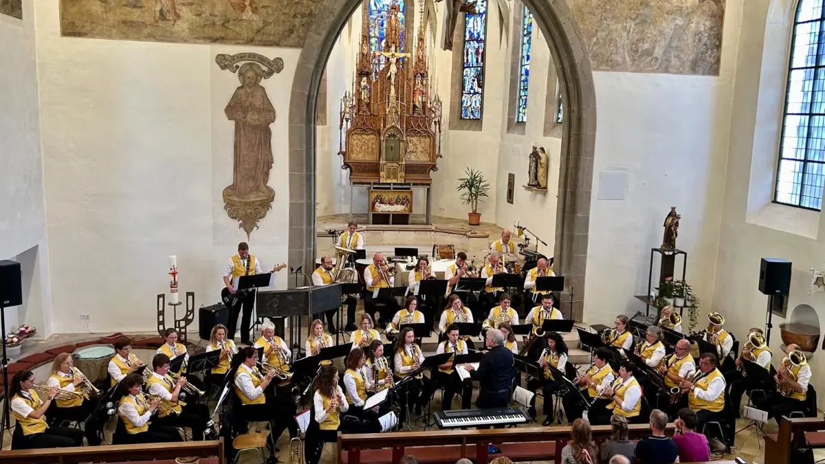 Die Musikkapelle Eutingen spielte ein Kirchenkonzert zum Gedenken an ihren verunglückten aktiven Musiker Rolf Klink.