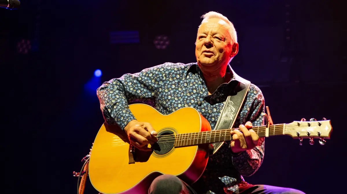 Der Gitarrist Tommy Emmanuel war beim ZMF in Freiburg zu Gast