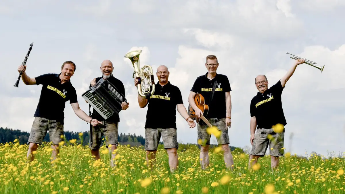 Stimmung beim Dorffest Schenkenzell! Am Montag, 27. Juli, spielen dafür die „Heimathelden“, die hier zu sehen sind.