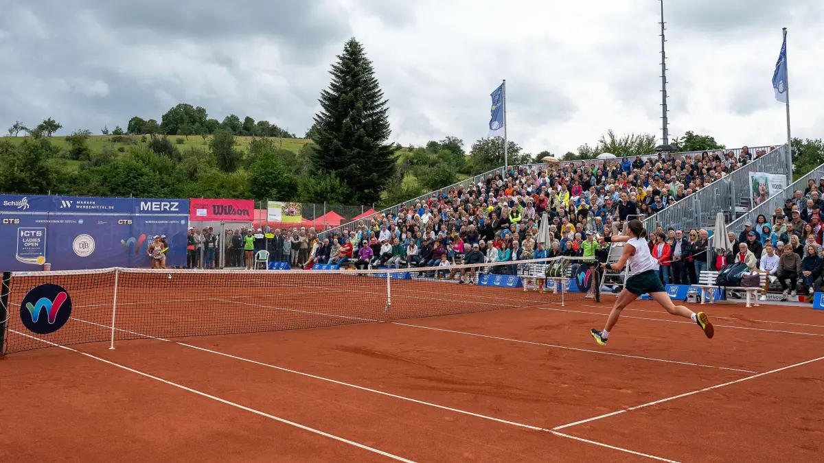 beide Spielerinnen in Aktion, Nikola Bartunkova vs. Julia Grabher,Tennis, CTS Ladies Open, Finale, 03.08.2025,
Foto: Eibner-Pressefoto/Eibner-Pressefoto/Stefan Rosenfeld
