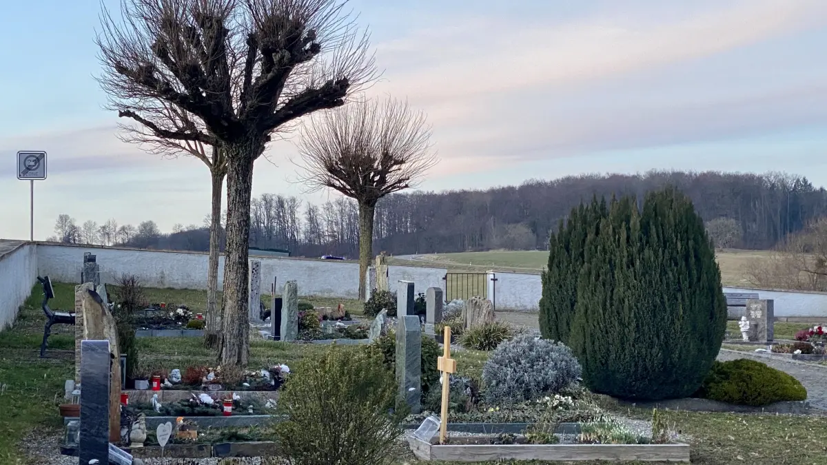 m Kanderner Verwaltungsausschuss sind die Anpassungen der Bestattungsgebühren beschlossen worden – unser Foto zeigt den Friedhof von Riedlingen.