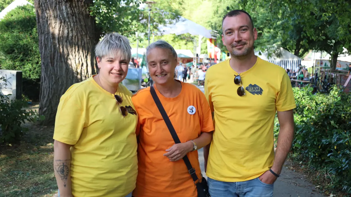 Zufriedene Gesichter: Sabrina Wagner und Thomas Rupp vom Musikverein sowie Gertrud Teller (Mitte), Leiterin des Kinder- und Jugendbüros, zogen eine positive Bilanz zum viertägigen Neckar- und Kinderfest.