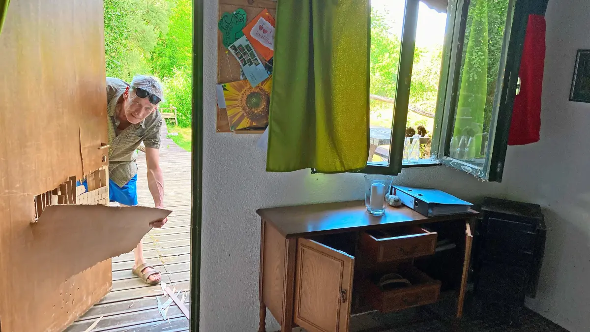 Wertgegenstände gibt es auf dem Tina-Gelände nicht – dennoch ist erneut auf dem Gelände eingebrochen worden. Diesmal wurde sich gewaltsam Zutritt zum Stützpunkt des Vereins verschafft.