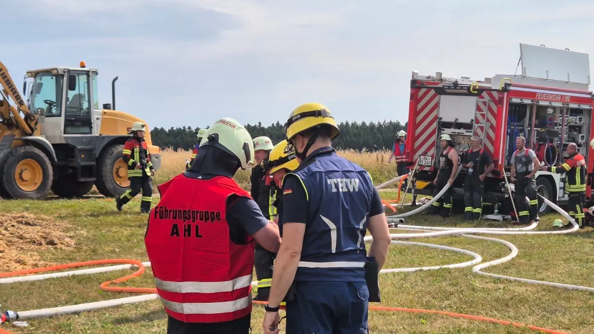 Traktorbrand und Flächenbrand Aichhalden