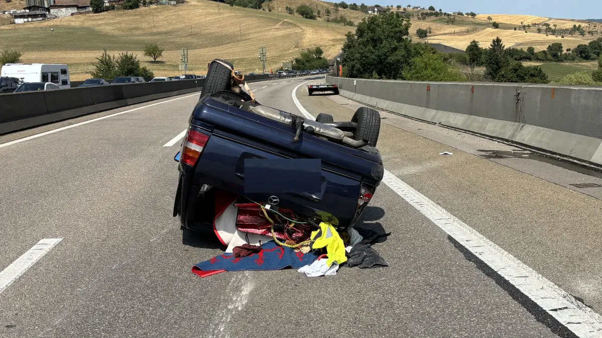 Bei dem Unfall wurde der Polizei zufolge niemand verletzt.
