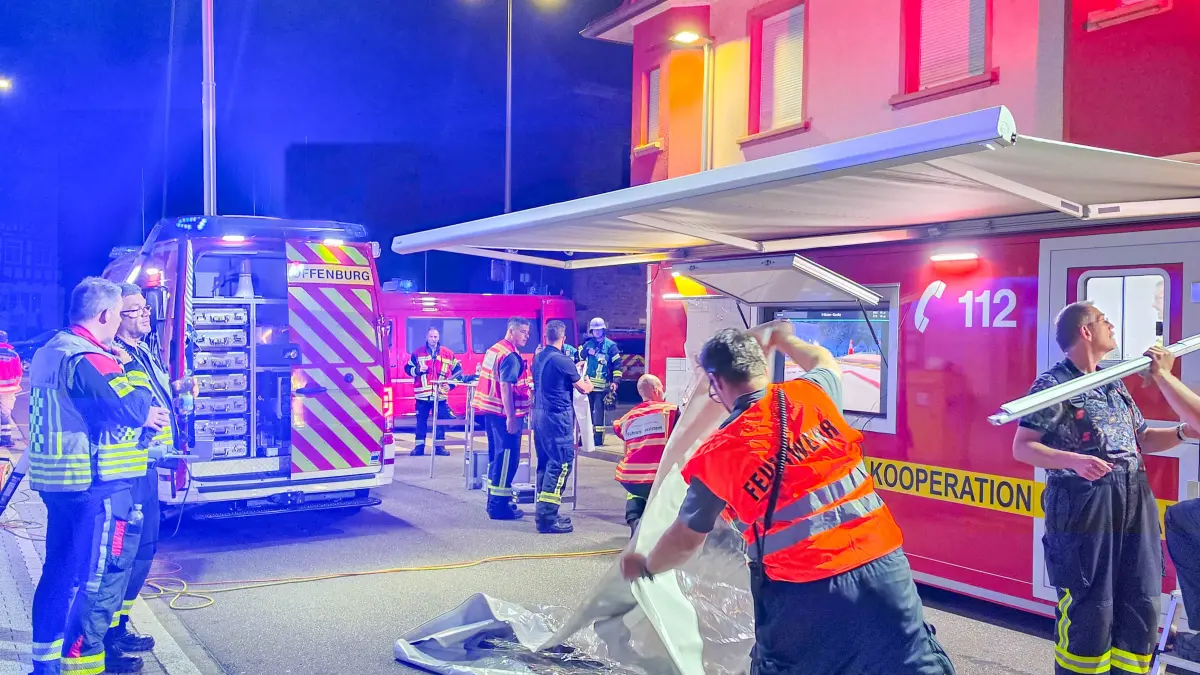 Waldbrand in Oppenau. Ein Waldgebiet von rund 3.000 Quadratmetern steht in Flammen.