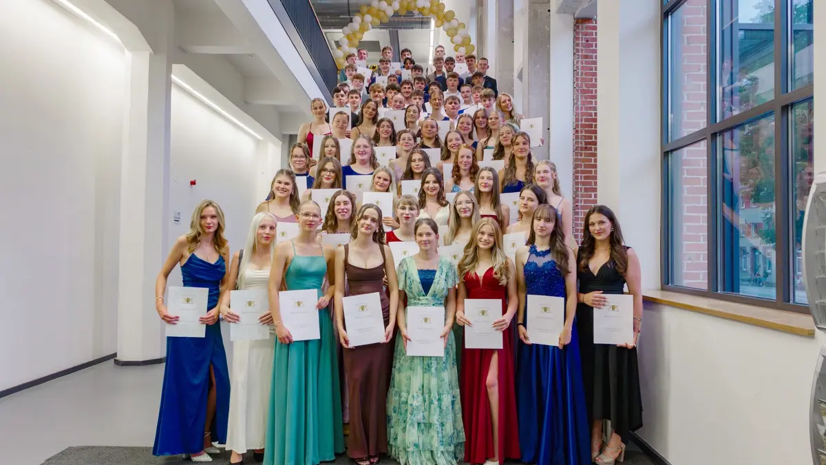Die Abschlussschüler der Lina-Hähnle-Realschule.