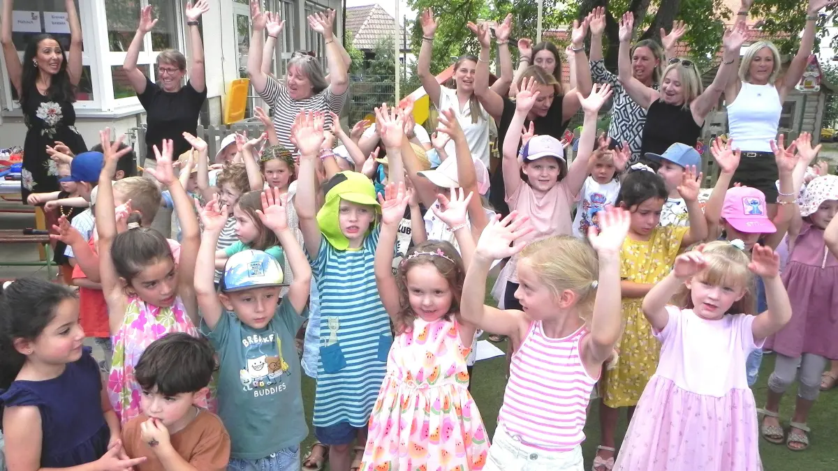 Happy Birthday Kindergarten Haigerloch: Die Begeisterung der Kinder und Erwachsenen war bei der Geburtstagsfete groß.