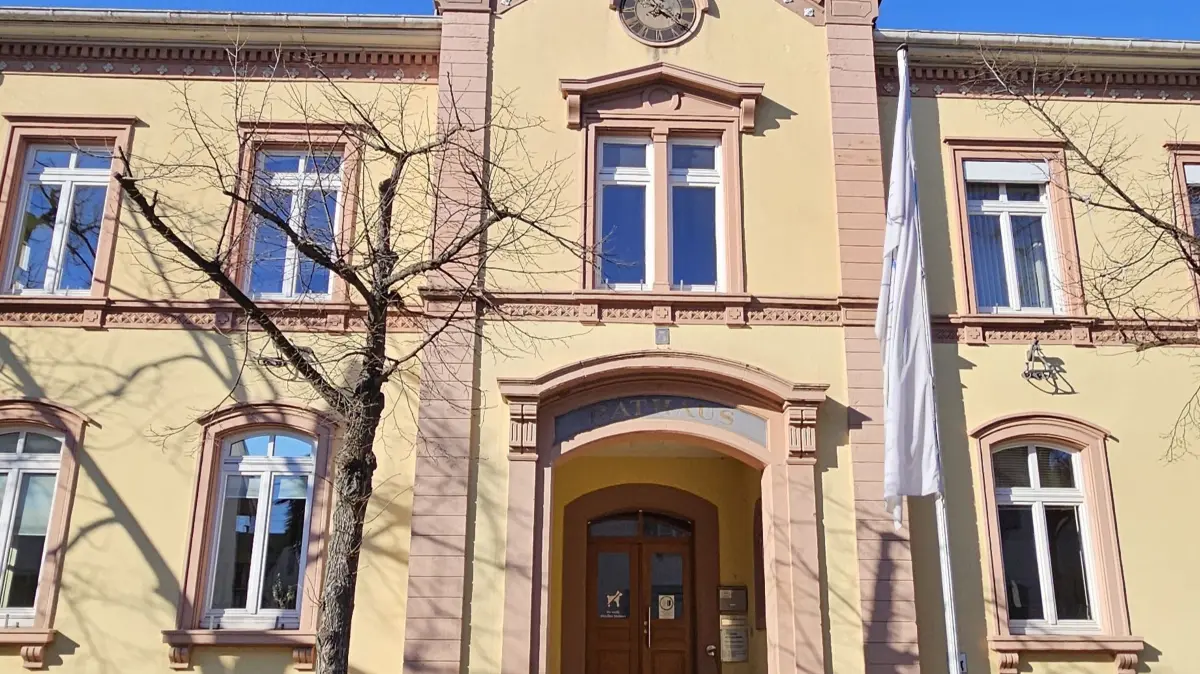 Die Ortsverwaltung Haltingen ist vom 1. bis zum 23. August immer mittwochs von 11 bis 18 Uhr geöffnet.