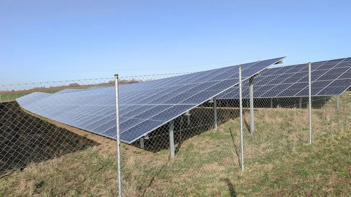 Welche Flächen sich im Gemeindegebiet für die Errichtung von Freiflächen-PV eignen, darüber wurde nun ein ausführliches Gutachten erstellt. Die Potenzialanalyse wurde in Abstimmung mit dem Landwirtschaftsamt des Schwarzwald-Baar-Kreises erarbeitet.