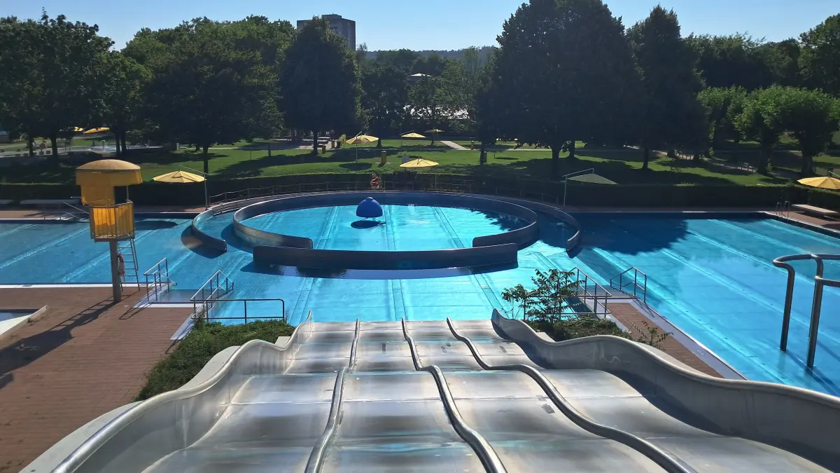 Das Parkschwimmbad wird im Sommer rege genutzt.