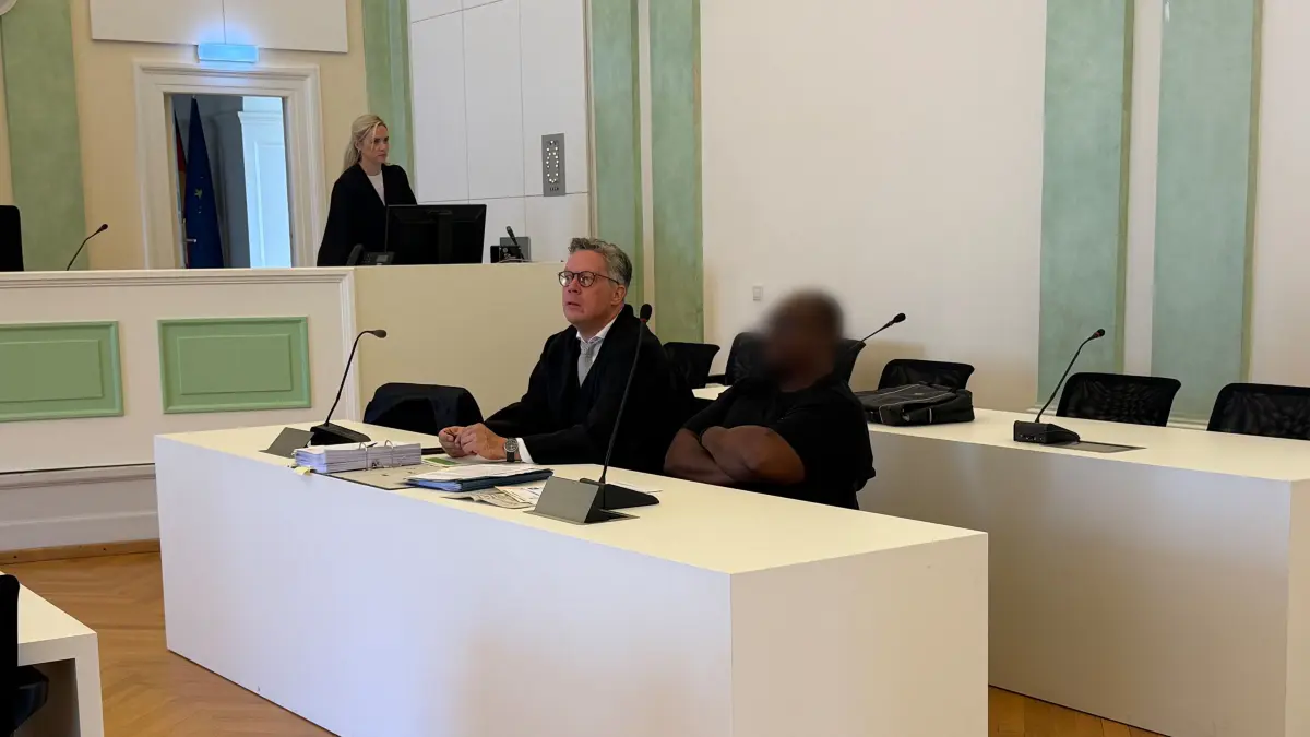 Der 47-jährige Angeklagte wurde vom Amtsgericht Freiburg zu einer Bewährungsstrafe verurteilt.