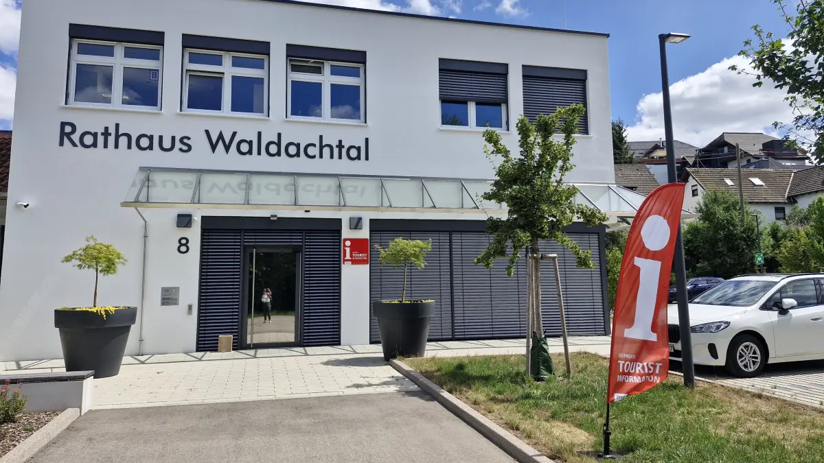Die Gäste-Information ist im Rathaus untergerbacht.