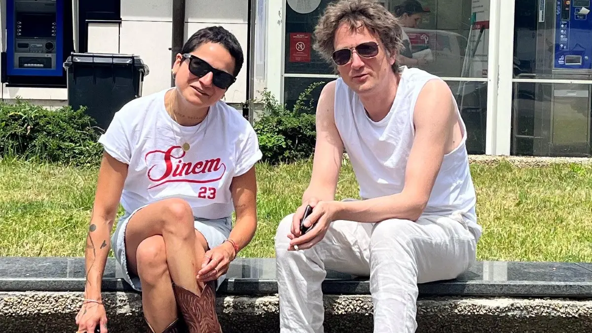 Sinem Arslan Ströbel und Tom Wu sind die Band Sinem.