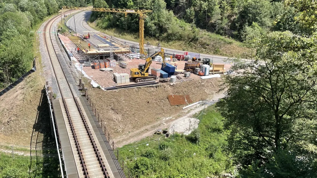 Eisenbahnbrücke