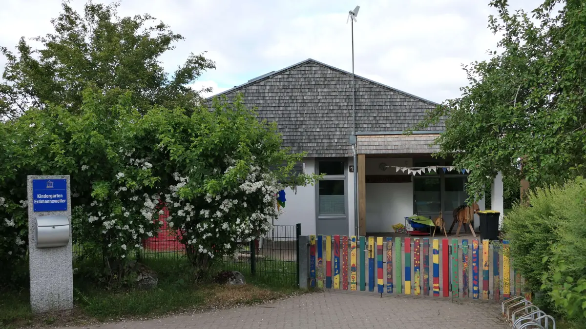 Nach dem Willen des Gemeinderat sollen Kindergartengebühren für Familien mit zwei oder mehr Kindern ansteigen. Das betrifft auch den Kindergarten Windrad in Erdmannsweiler.