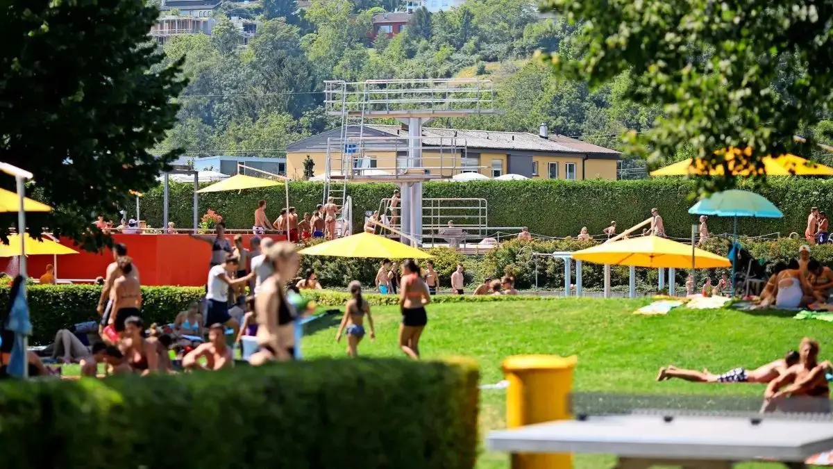 Das Parkschwimmbad wird rege genutzt. (Archivfoto)