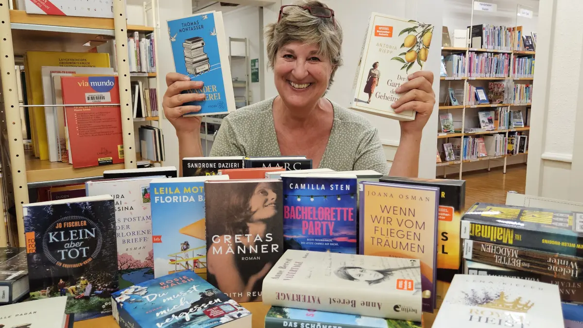 Büchereileiterin Gudrun Kalmbach hat auch für diese Sommerferien einige Empfehlungen für begeisterte Leser.