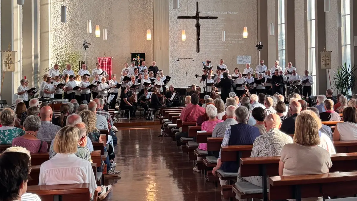 Die 2. Albstädter Bach-Nacht hat für volles Haus in der Heilig-Kreuz-Kirche gesorgt.