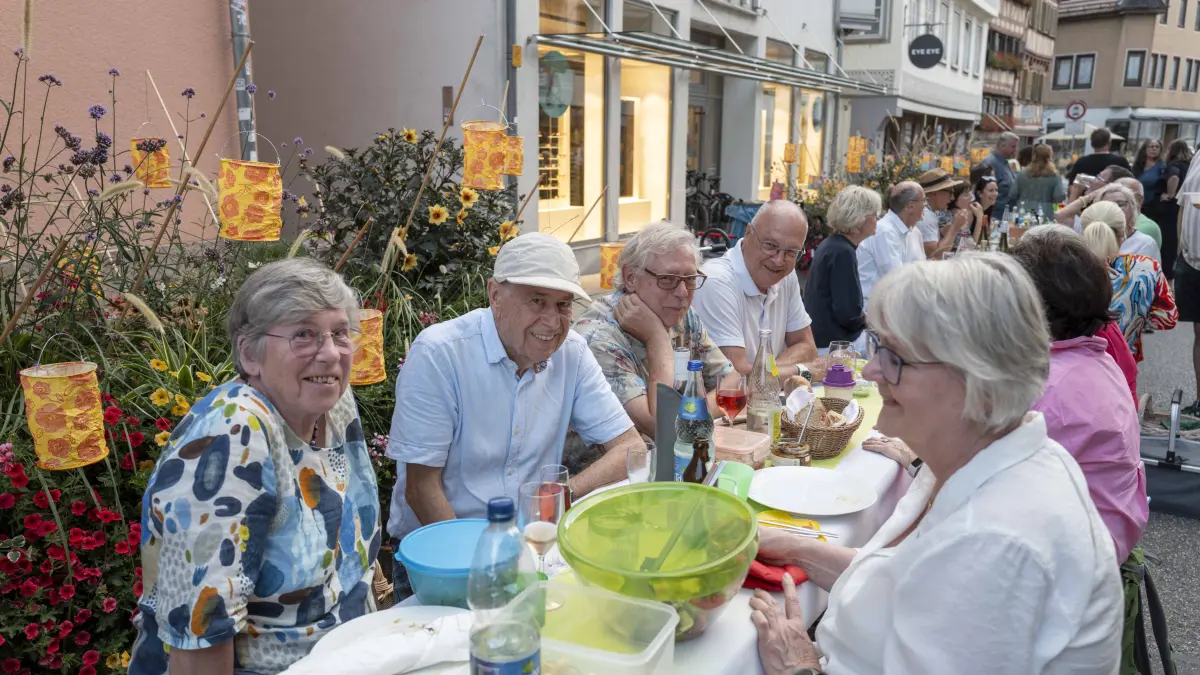 Bei bestem Sommerwetter feierte Nagold in den Abendstunden seine Markttafel.