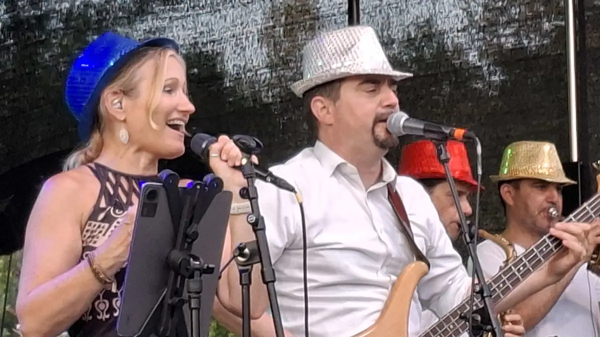 "Sousoul" aus dem Raum Liestal begeisterte mit ihren Hits und Hüten.