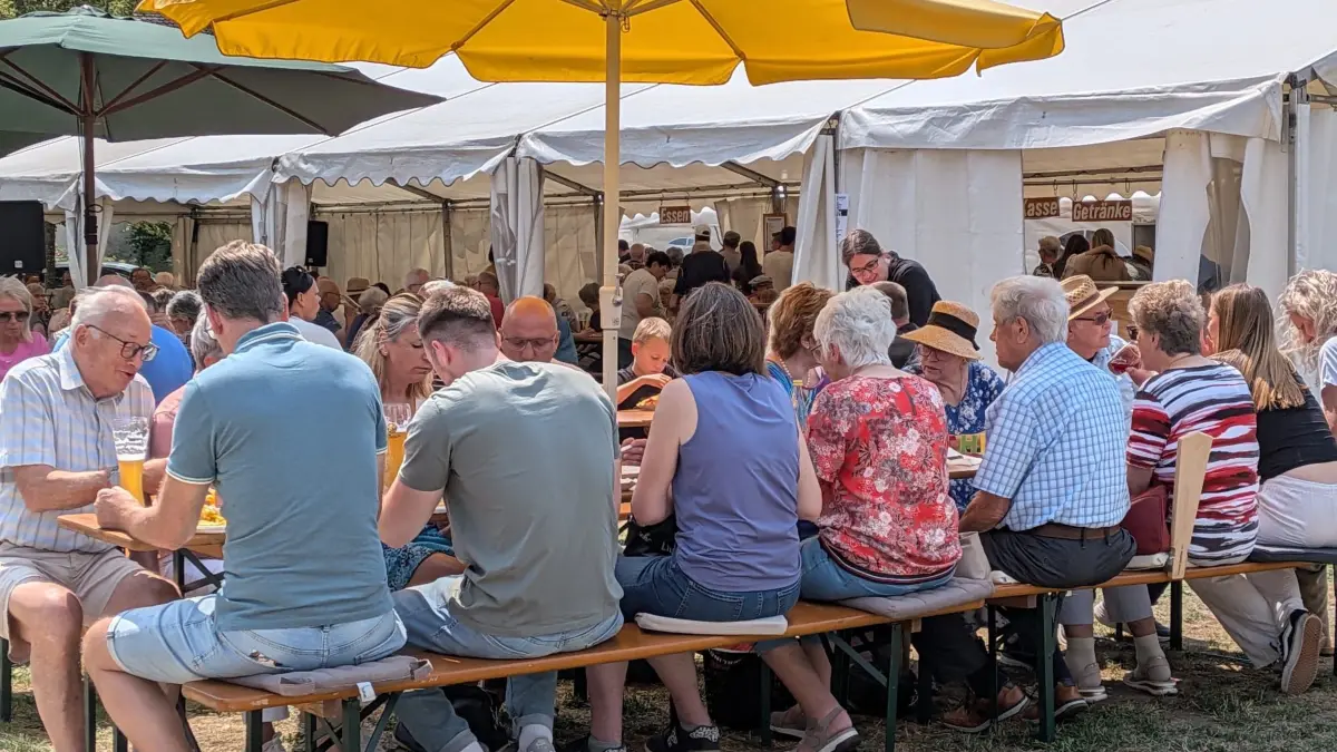 Viele Besucher fanden den Weg zum Waldachfest in Oberschwandorf.