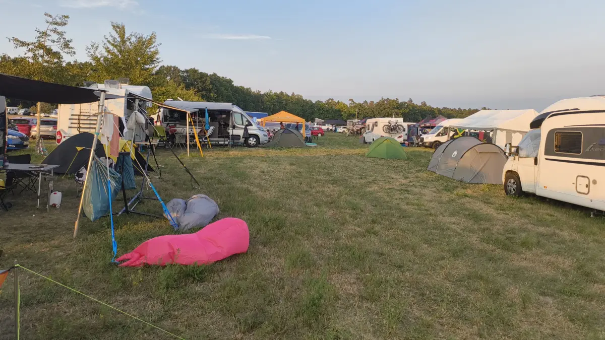 Verglichen mit dem Konzertbesuch war auf dem Campingplatz einiges los.