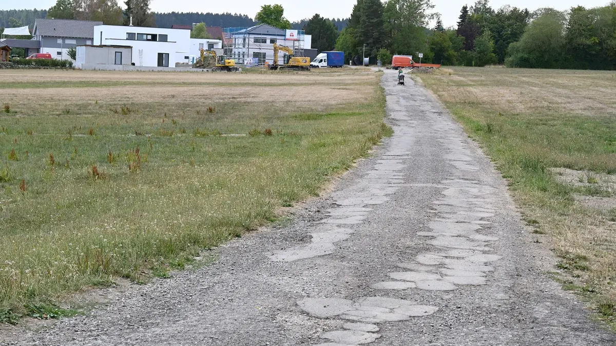 Der Ziegelhüttenweg in Eschbronn.