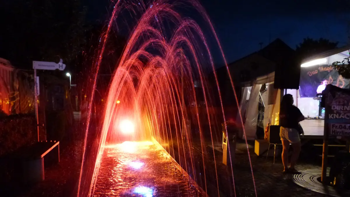 ...und einmal in Rot.