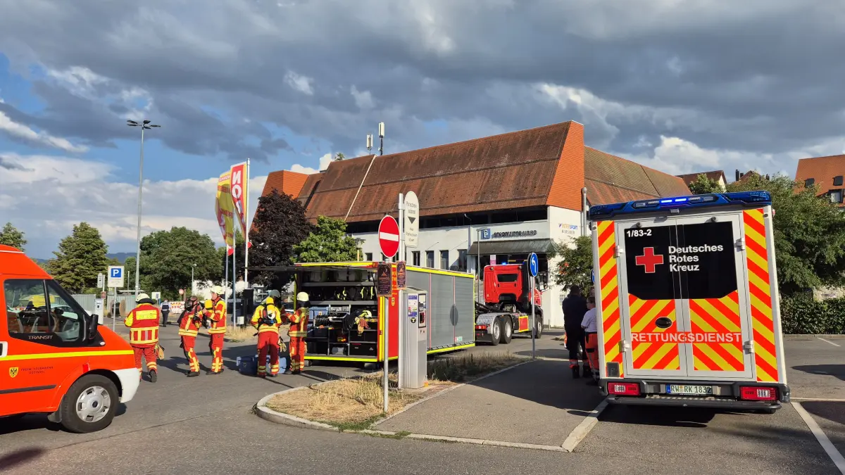 Am frühen Mittwochabend rückt die Feuerwehr zum Kriegsdamm aus: Gasalarm im Bereich der Baustelle.